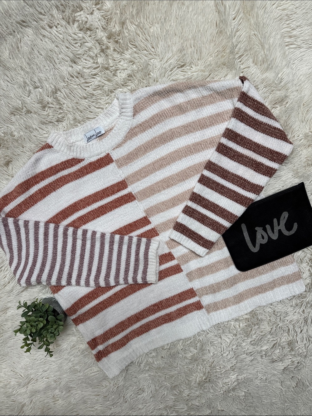 Lemon Love Striped Crewneck Sweater 💗 White & Brown